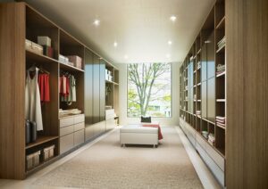CLOSETS
